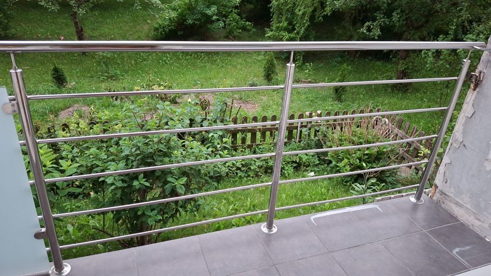Balustrada z stali nierdzewnej