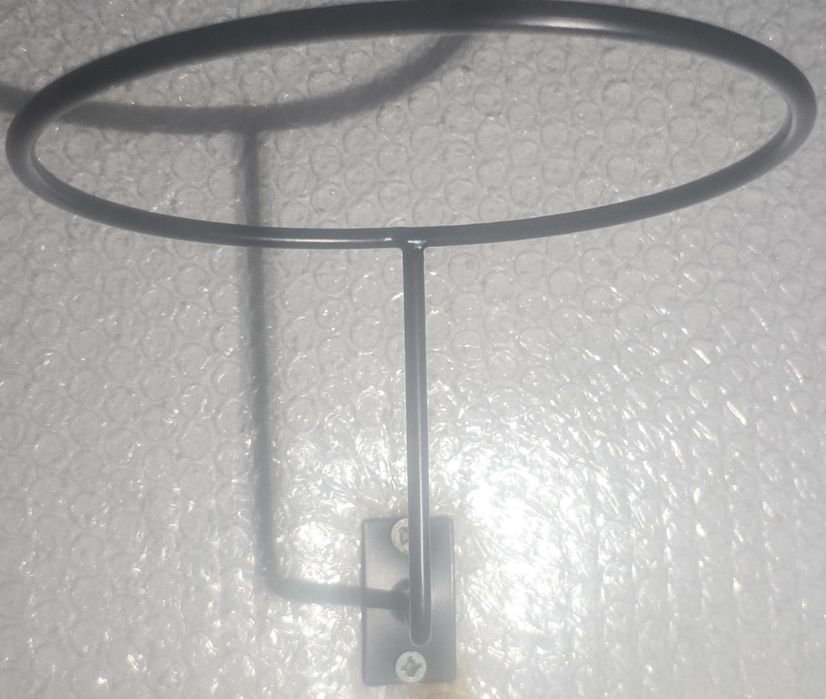 Suportes De Capacete Para Parede Em Bom Estado.
