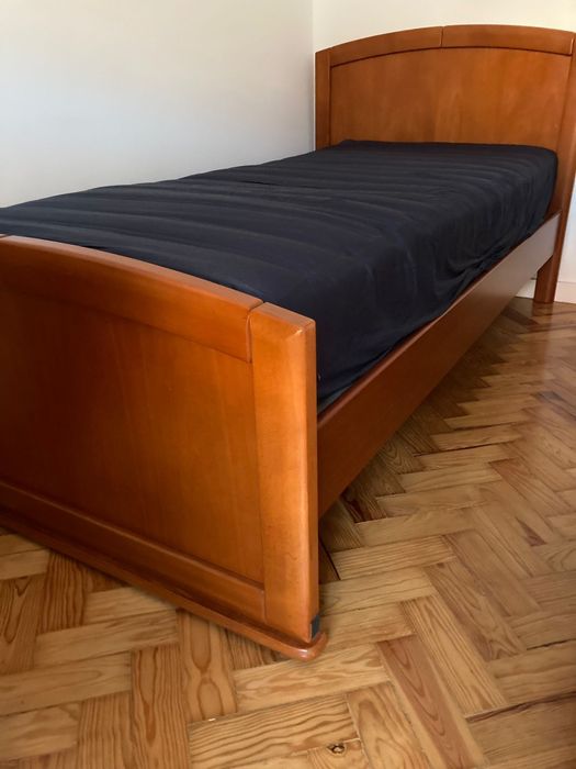 Cama de solteiro