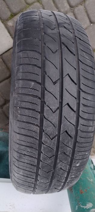 195 65 р15 toyo SD-7