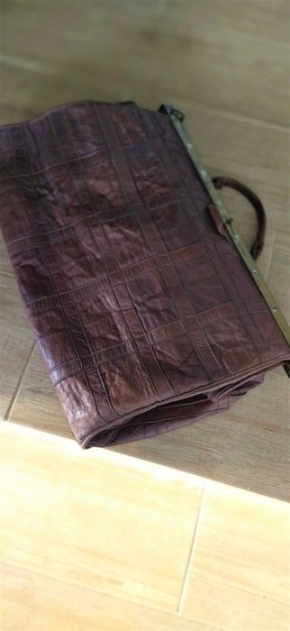 Mala (Malão)Vintage em Pele verdadeira