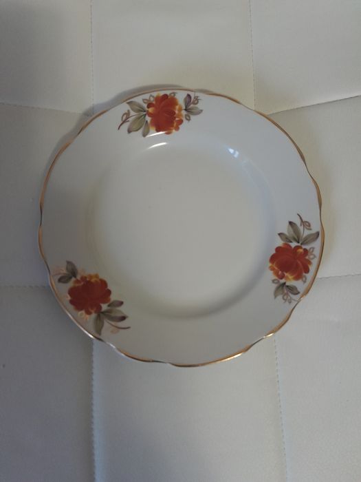 Продам Набор тарелок