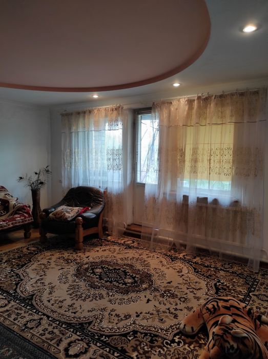 Продам дом со своим берегом! Река Днепр, лиственный лес, Газ, 195 м.кв