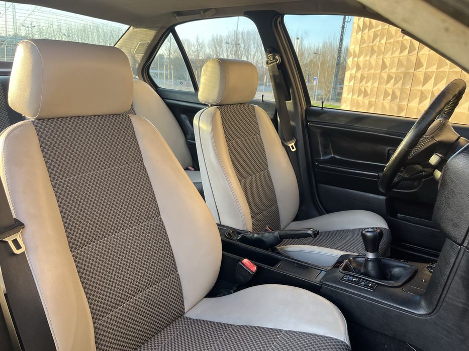 Bmw e36 318 Is Sedan