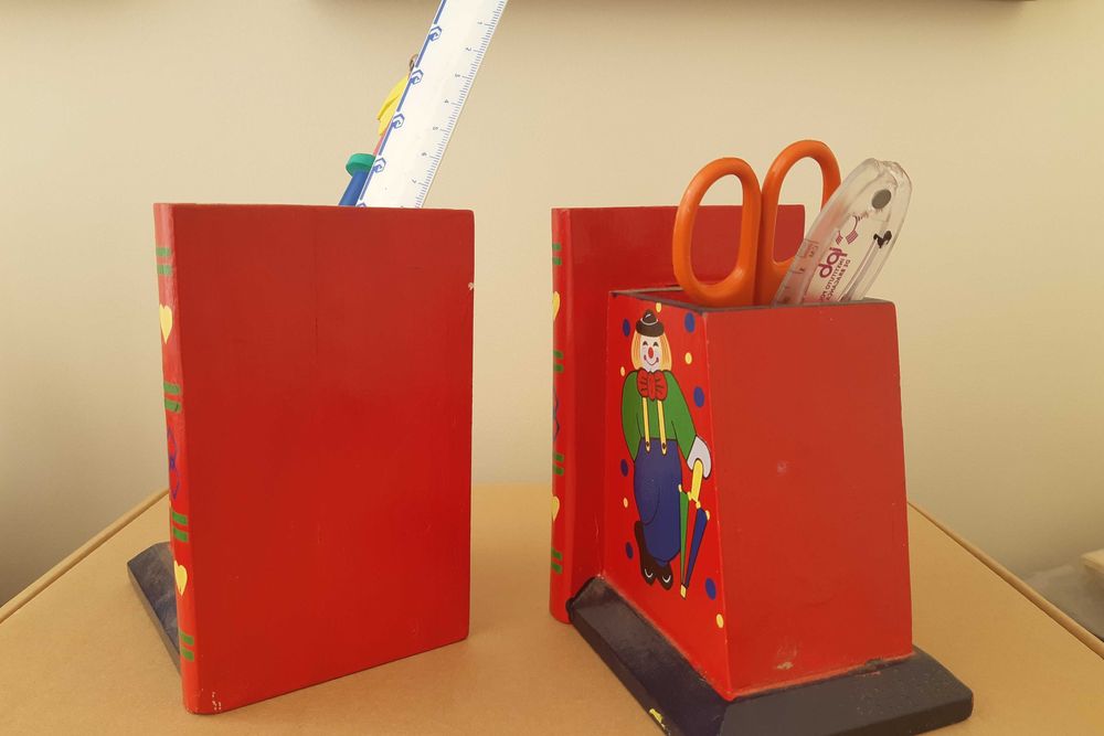 Suporte/Cerra Livros