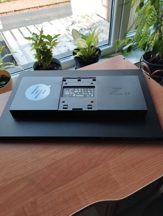 Monitor HP Z24n G2 (na części)