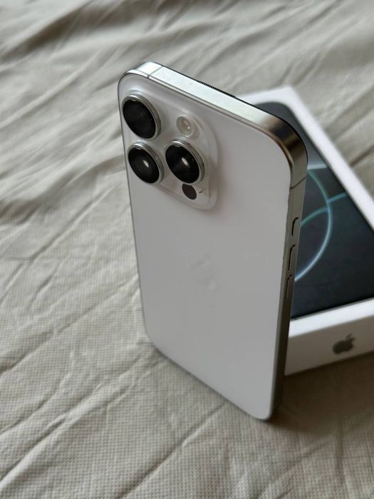 Продаю IPhone 16 Pro 128 Neverlock