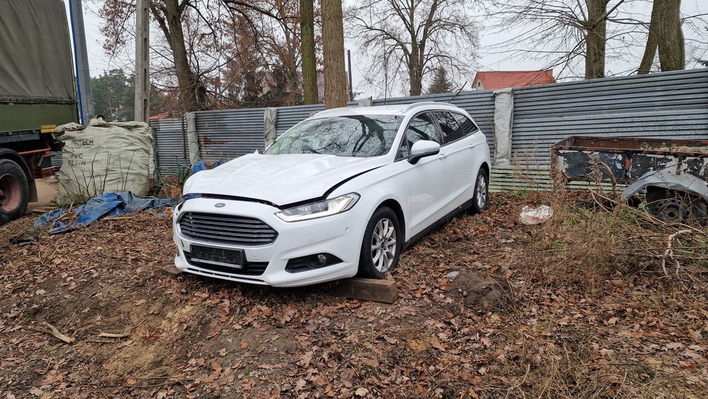 Ford Mondeo mk5 kombi części