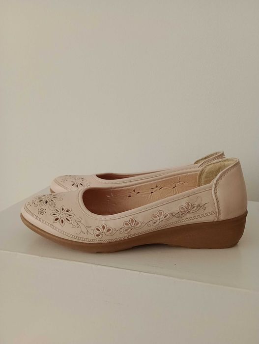 Buty damskie ażurowe H.Valetina rozmiar 38