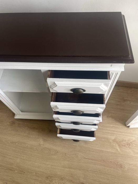 Comoda vintage restaurada