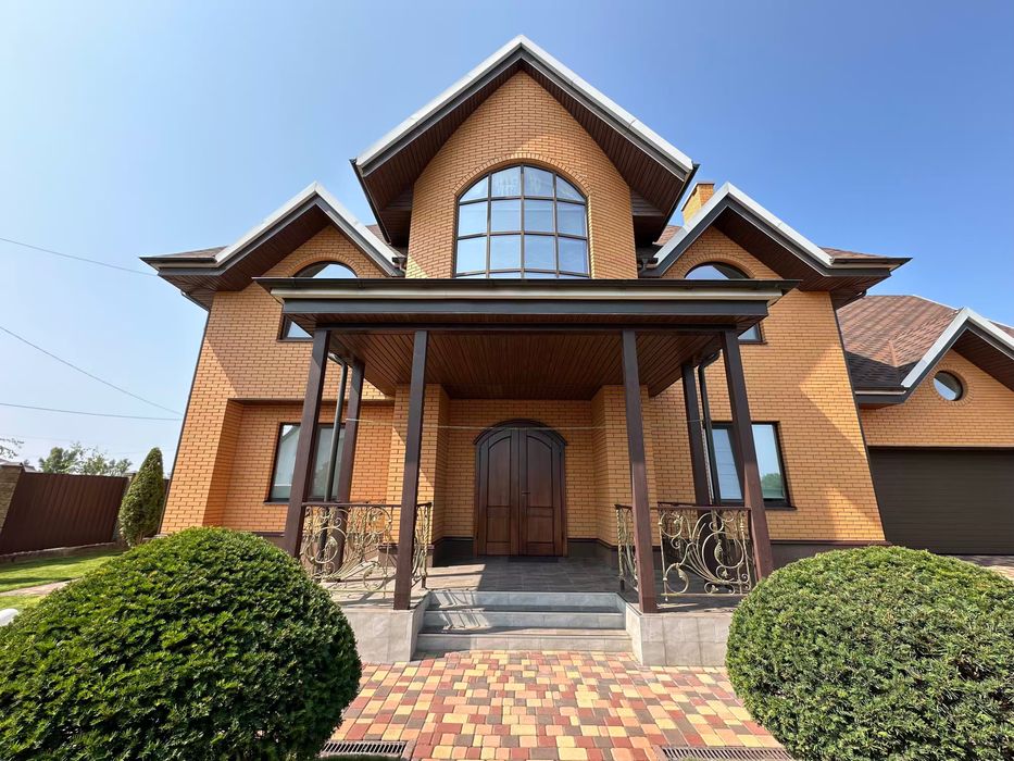 Продам шикарный 5к дом в Березановке, ул. Конноспортивная