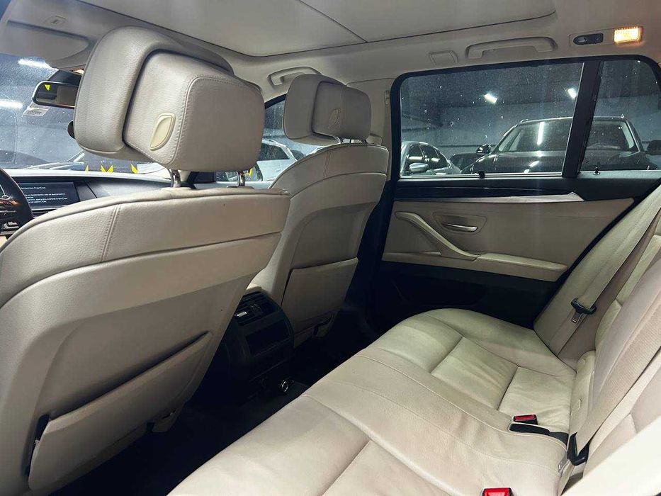 BMW 520d 2011 року