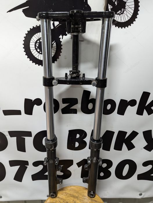 Вилка в зборі до мотоцикла Musstang MT200-10, Viper V200-F2, або інші!