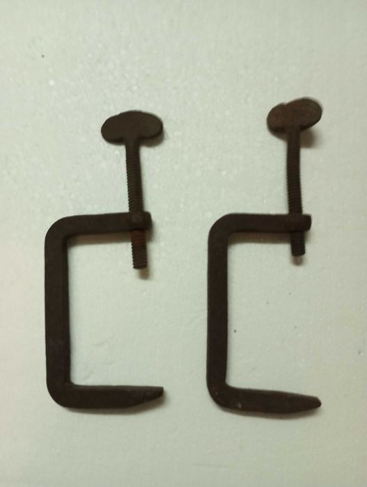 Cinco Grampos antigos