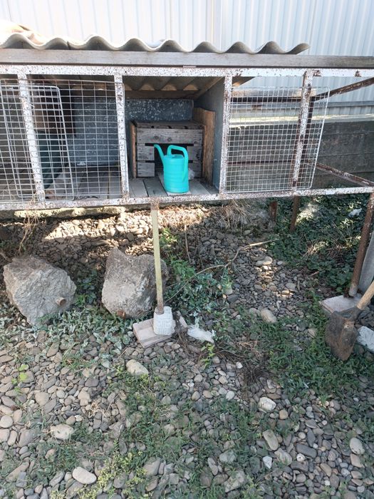 Продам клітку для кроликів