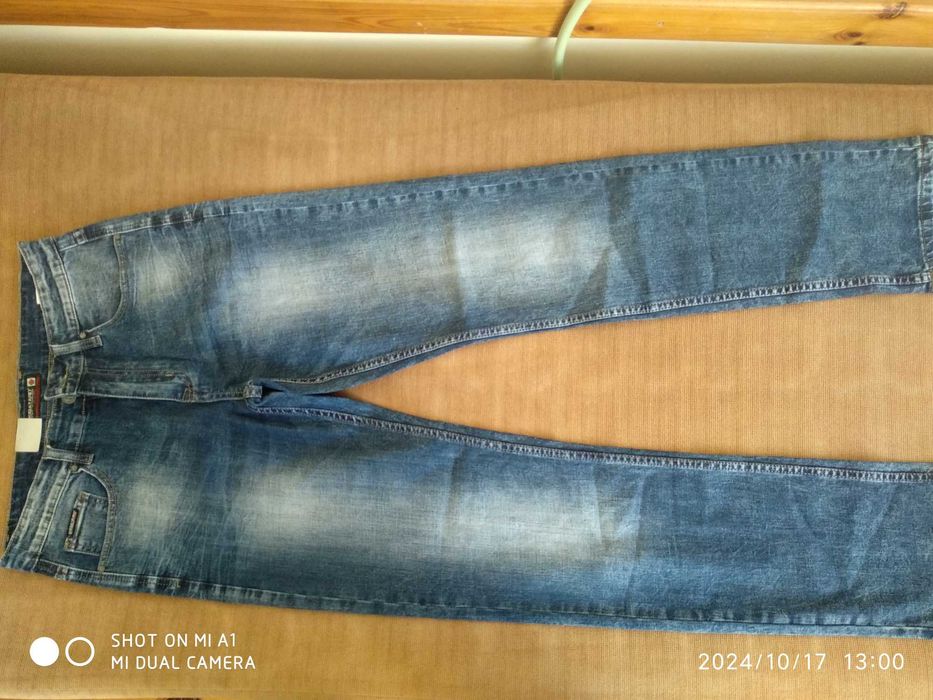 Spodnie Denim na wysokiego i szczupłego chłopca nowe