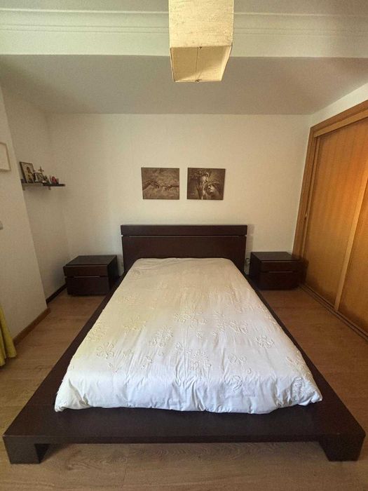 Mobilia de Quarto Casal  - Marca  MOVEME em Ótimo Estado