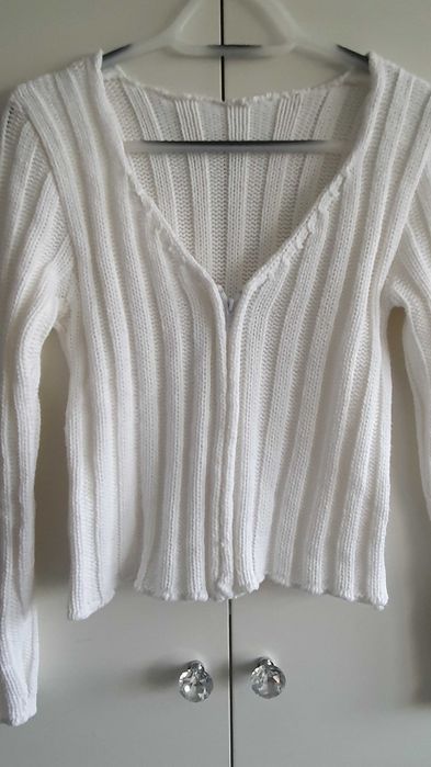Biały sweter rozpinany - rozmiar 36
