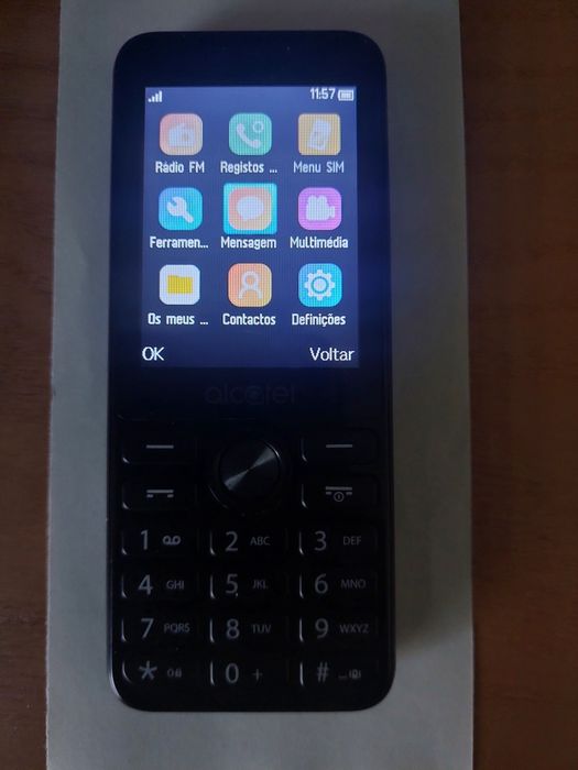 Telemóvel Alcatel 2003G