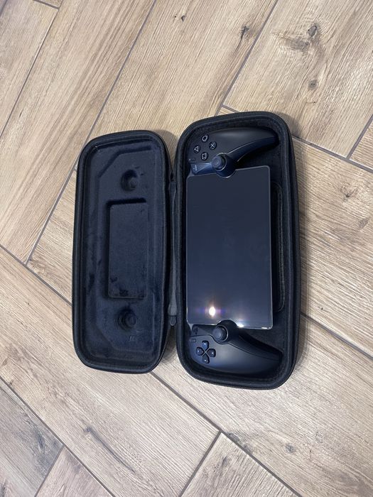 Продам playstation portal або обміняю на meta quest 3s 256 gb