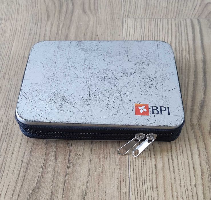 Estojo de Ferramentas 18x13x3cm (Largura x Comprimento x Altura)