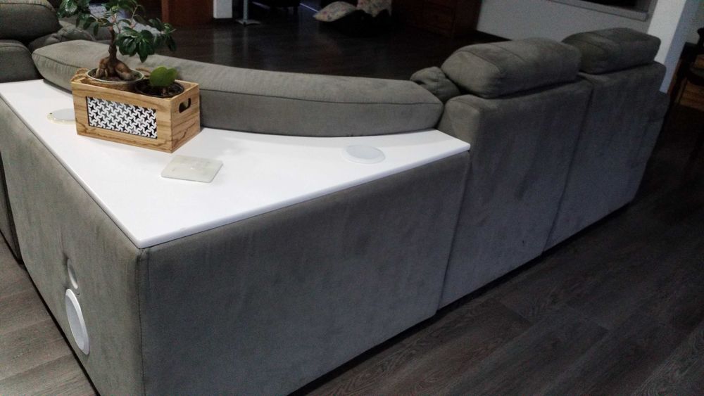 Sofá familiar super confortavel