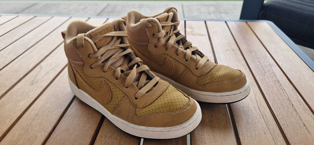 Buty NIKE 36,5 rozm