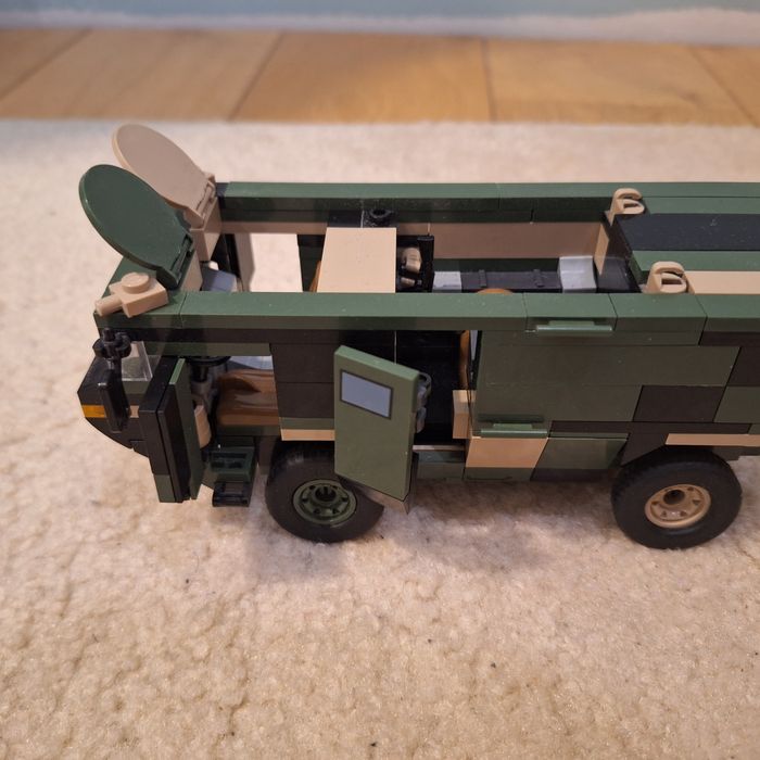 Cobi moc samochód pancerny kleszcz