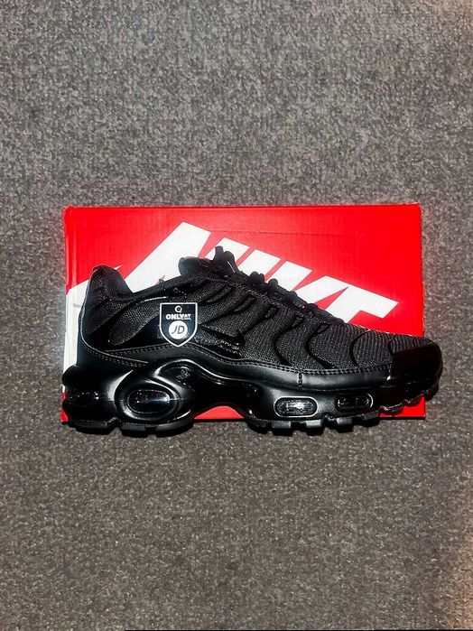 Nike Air Max TN Plus Black R.37.5