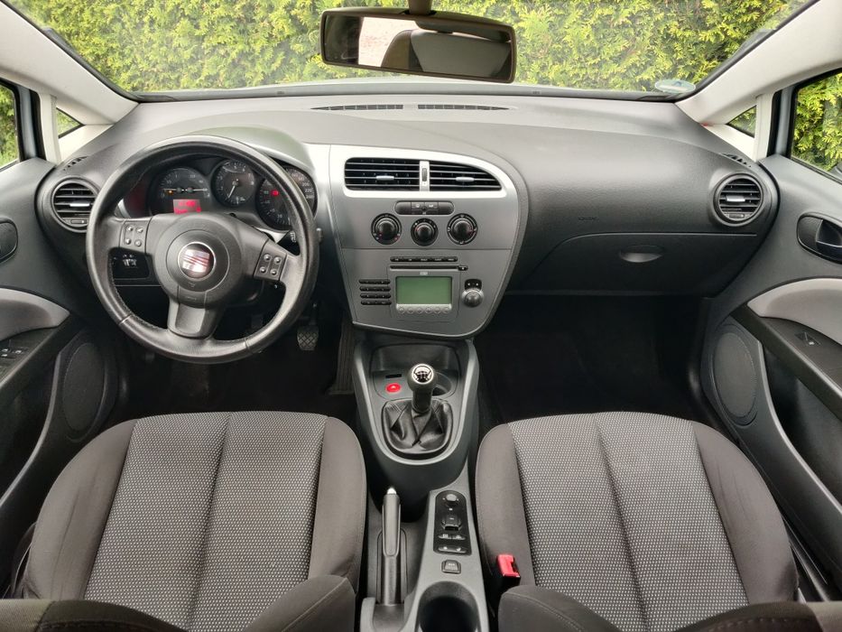 Seat Leon 1.6 MPI* KLIMA* 2 kpl. Kół* Alufelgi* 4x El szyby* HAK