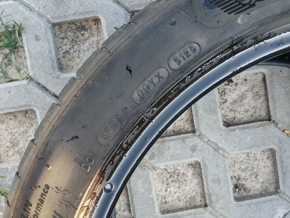 255/40ZR20 101Y XL Michelin Pilot Sport 4S  M01