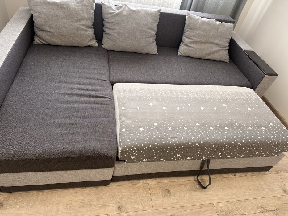 Диван кутовий, в дуже хорошому стані