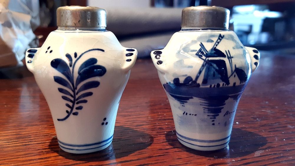 Delfos Salt and Pepper Shakers64409132725505121