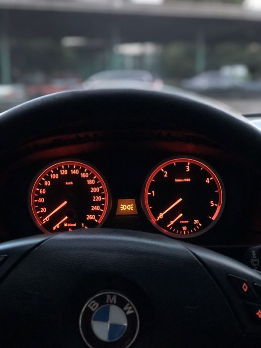 Продам BMW e60 525d.