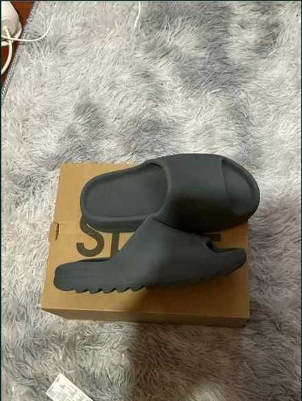 adidas Yeezy Slide Czarny Onyx R.38
