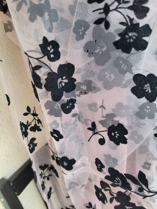 Sukienka długa elegancka tiulowa w kwiaty różowa na wesele dla druhny