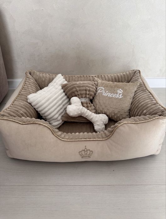 НОВА  лежанка для собак (коштувала 3200)