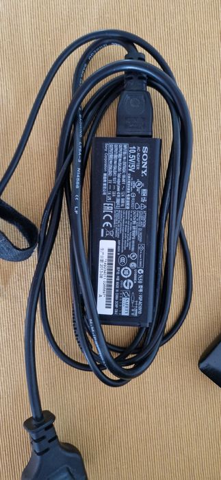Sony zasilacz VGP-AC10V10 3.8A 10.5V 45W
