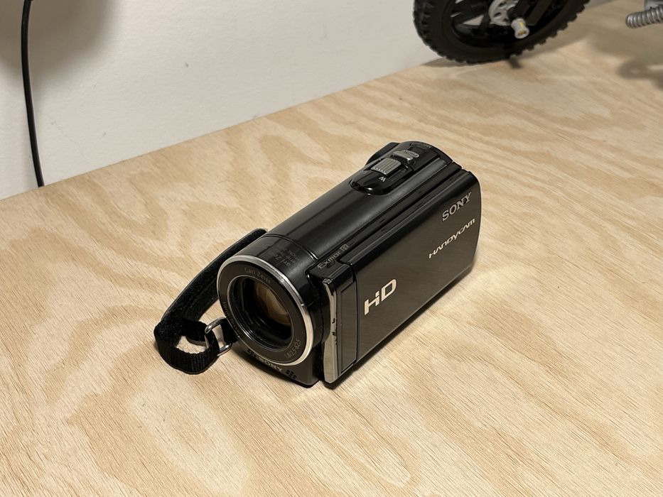 Camera sony hdr-cx115