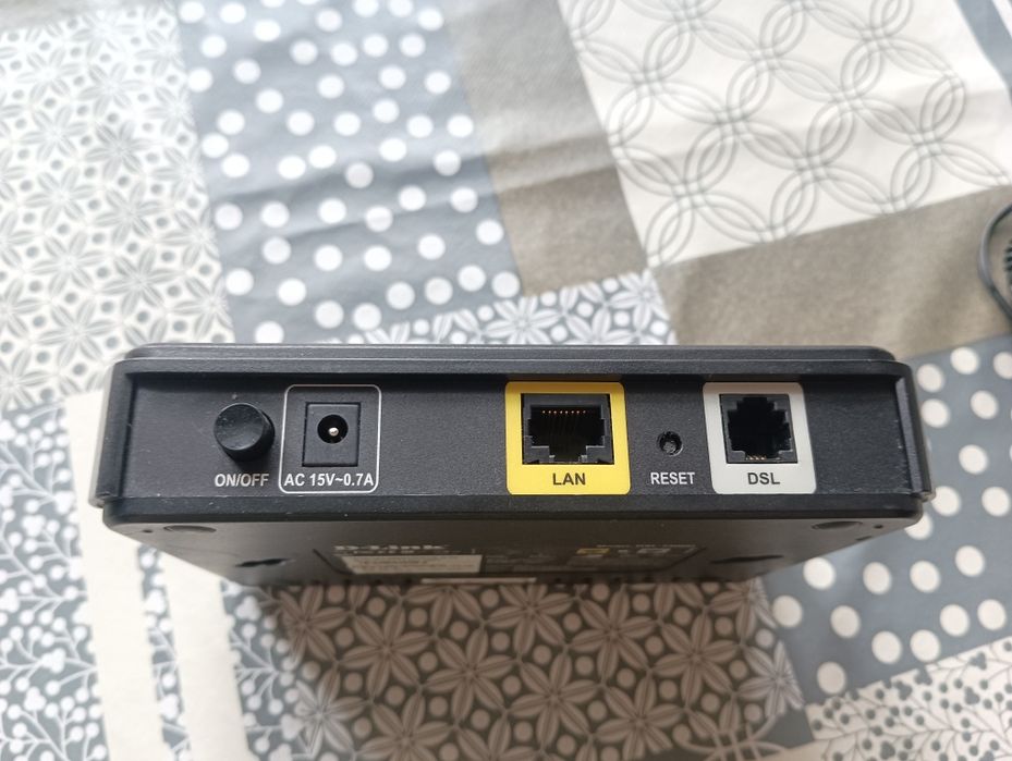 роутер D-Link DSL-2500U