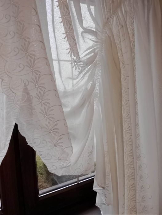 Krótka firanka w idealnym stanie