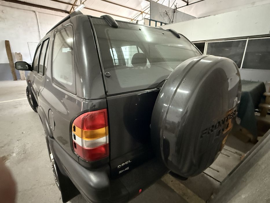 Opel Frontera 2.2Dti