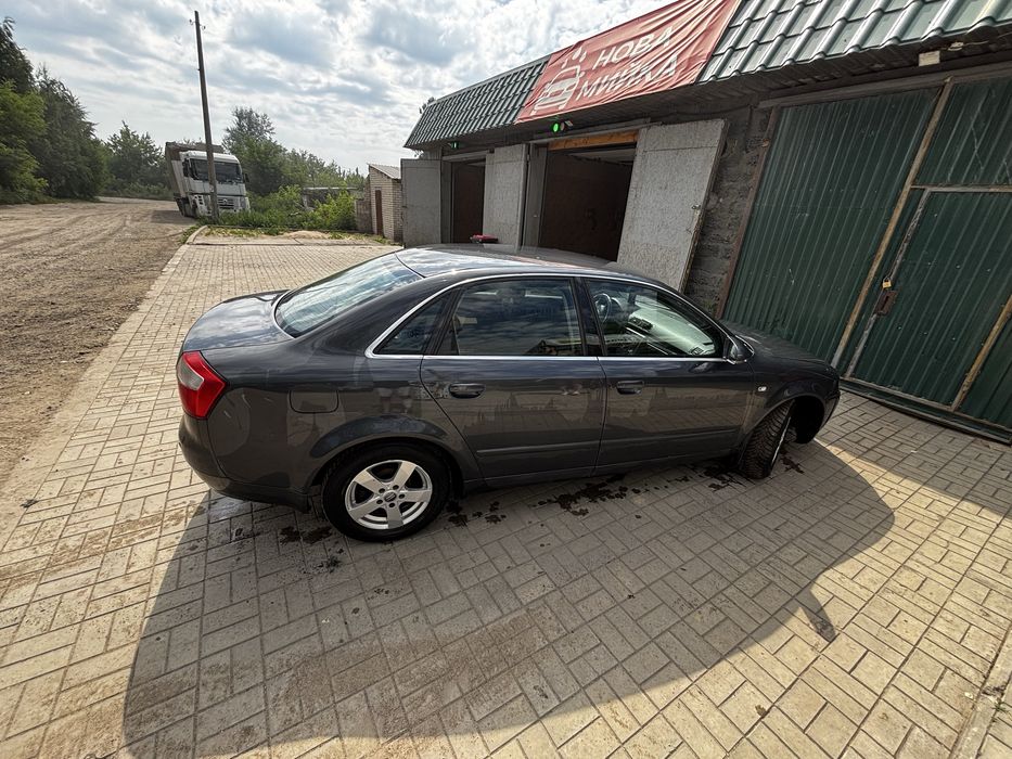 Audi a4 2001 рік