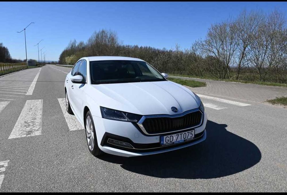 Wynajem aut Car-nij-sie Kbrent