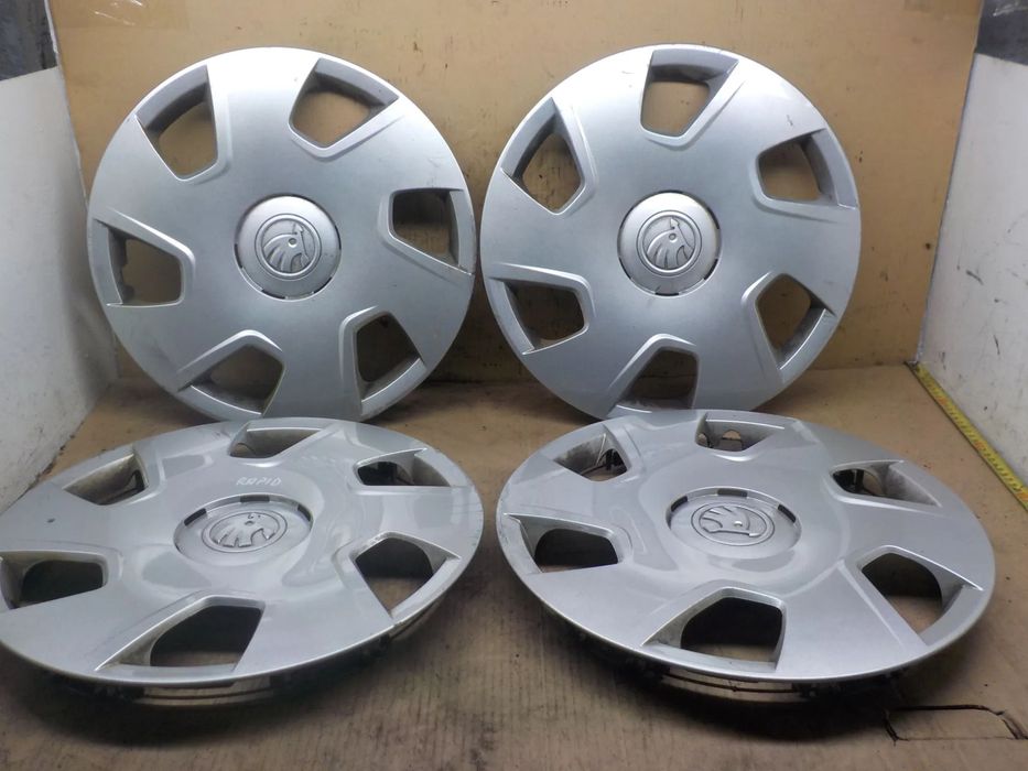 SKODA RAPID KOŁPAK R15 KPL 5JA601147A