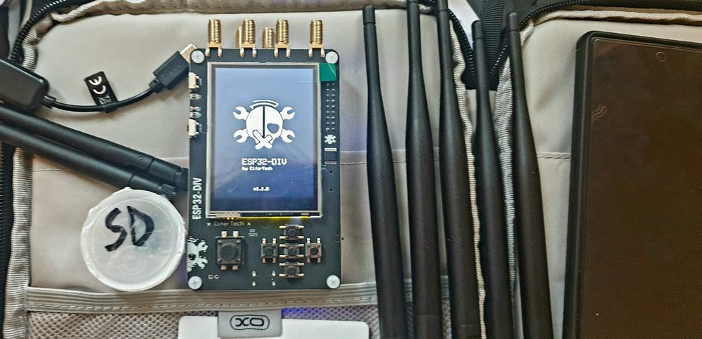 ESP32-DIV Swiss Army Knife, Flipper Zero, marauder, bruce, diy zestaw,