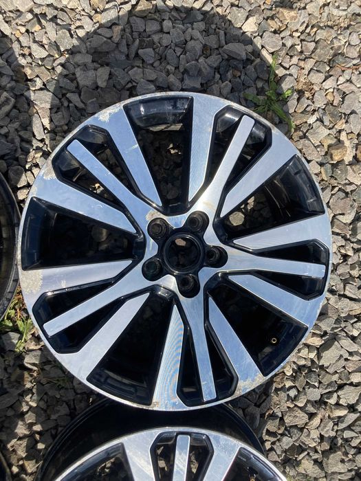 alufelgi 4szt renault 5x114,3 7j r19 et40