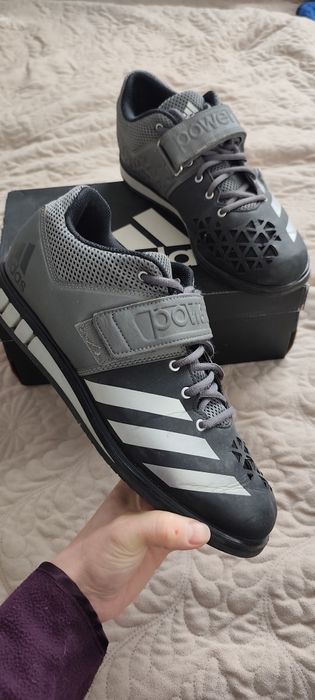 Чоловічі Adidas 44 розмір