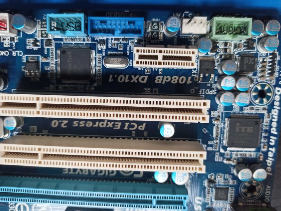 Płyta główna komputerowa z CPU i7 3.4 Ghz Gigabyte GA-HA65M-UD3H-B3