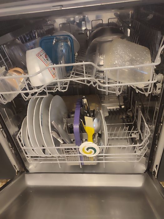 Vendo BEKO DFN16420X máquina da loiça